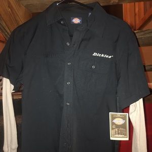 Boys NWT black and grey dickies long sleeve shirt